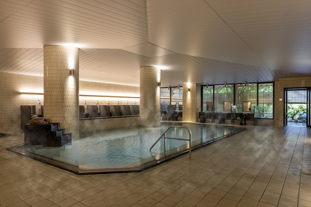 Indoor bath